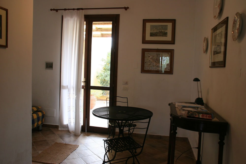 Apartment, 2 Bedrooms (For 4 People) photo 3