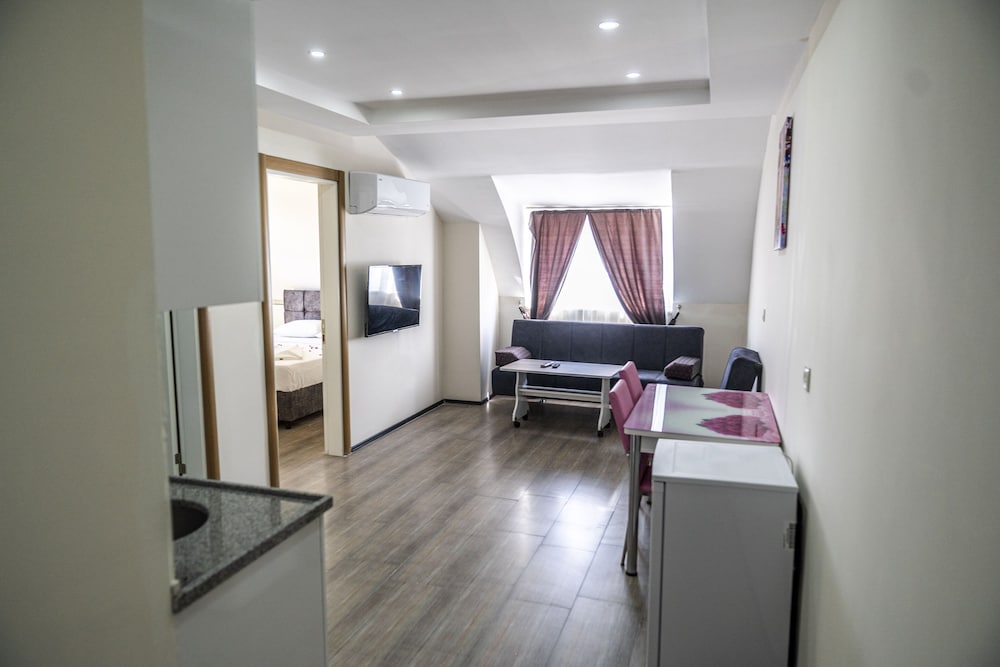 Comfort Suite, City View photo 3