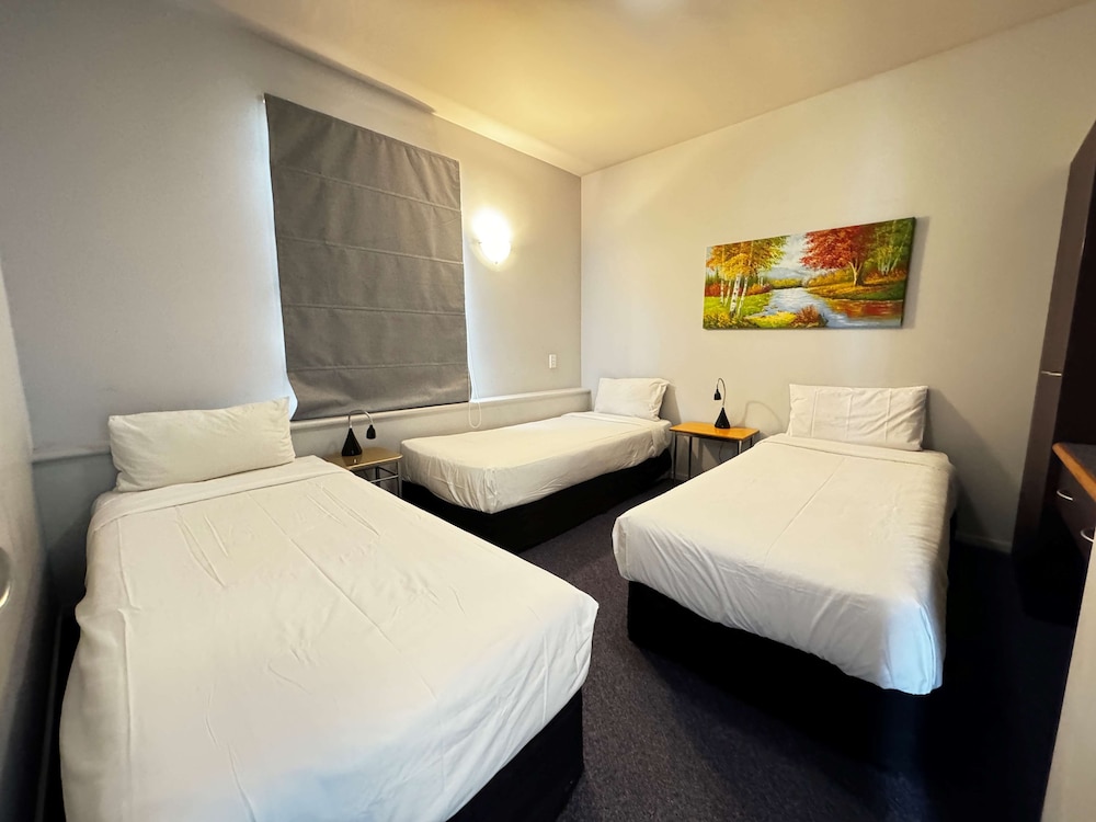Standard Apartment, Multiple Beds, Non Smoking, Balcony (Living Room, Full Kitchen)