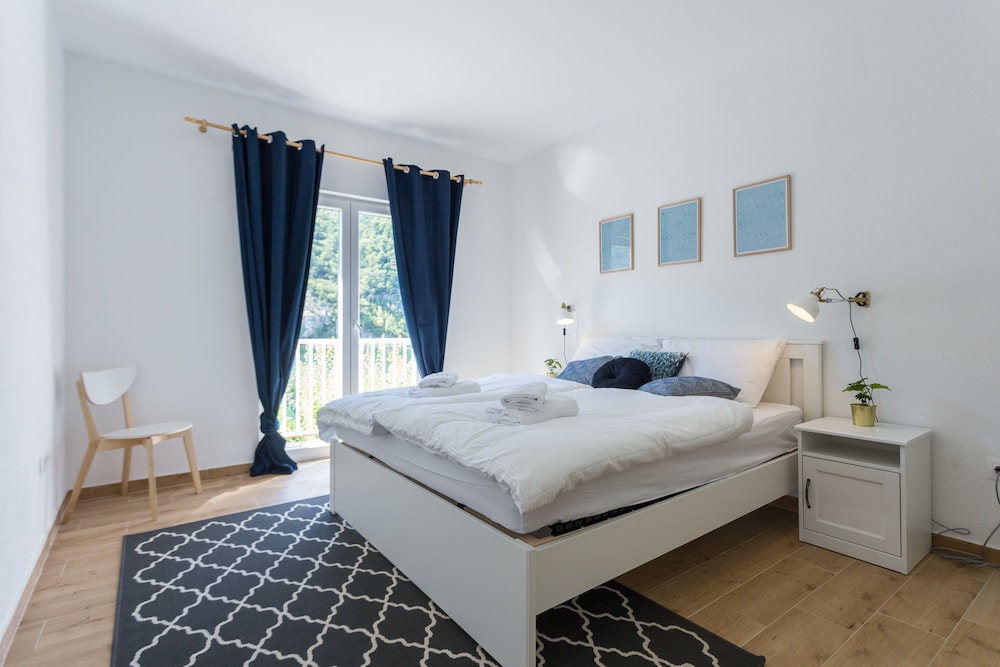 Apartment, Sea View (Green View)