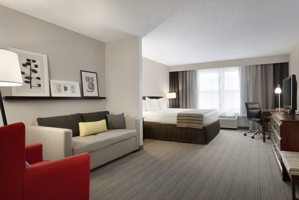 Studio Suite, 1 King Bed, Non Smoking - Photo 4