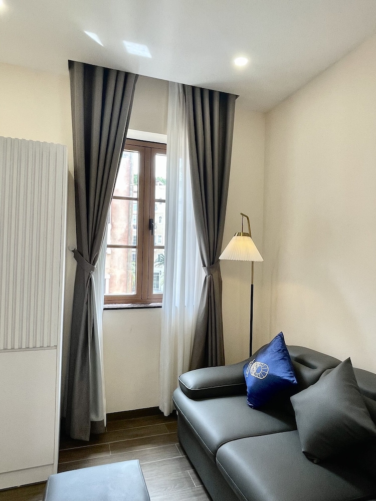 Deluxe Double or Twin Room - Photo 2