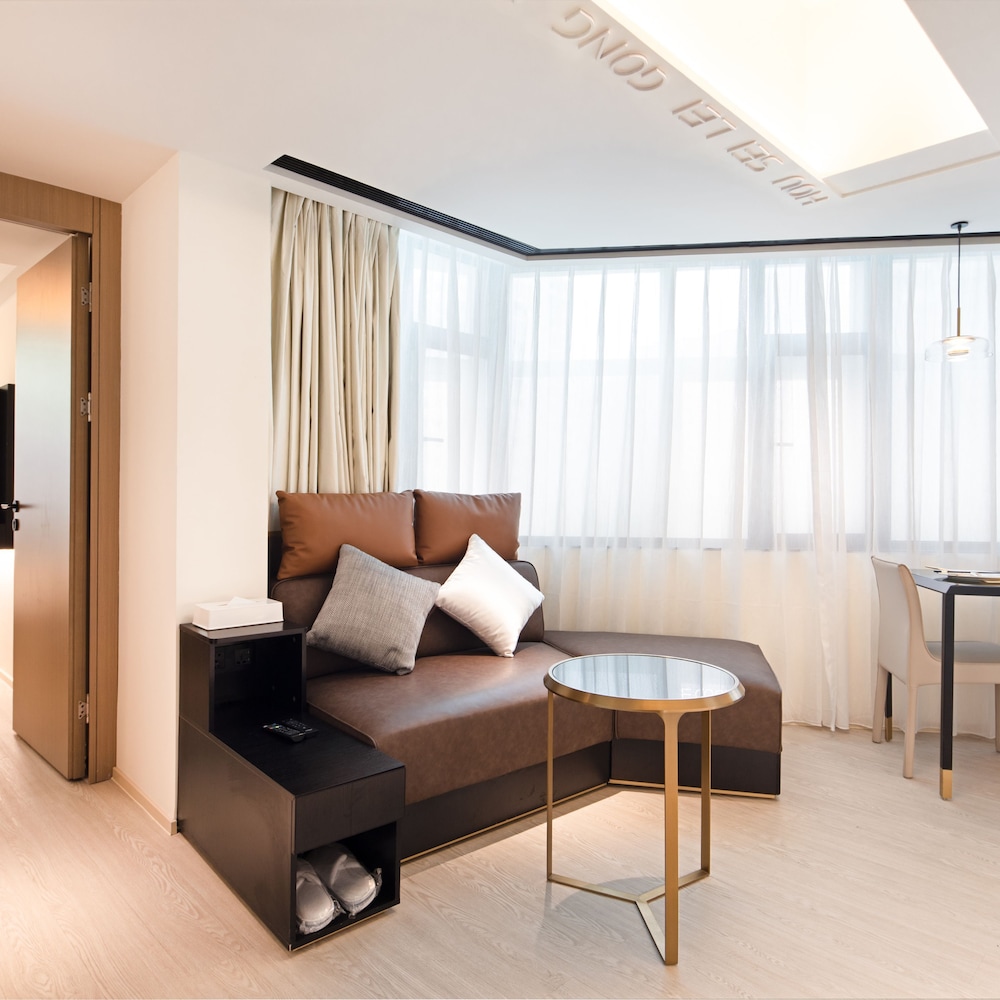 Superior Suite, Non Smoking - Photo 6
