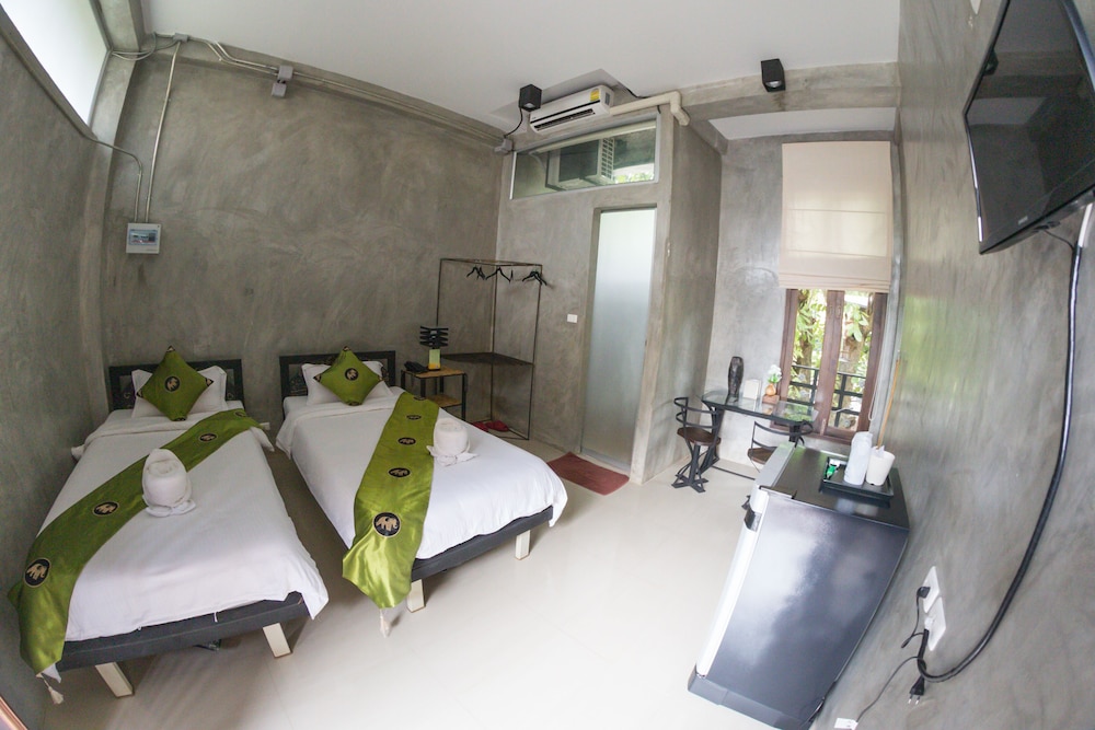Superior Room, 1 Bedroom, Non Smoking, Park View