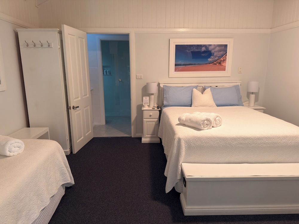 Deluxe Room, Multiple Beds
