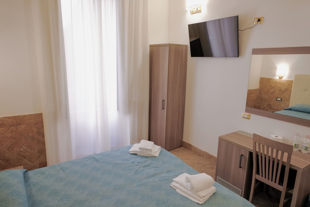 Classic Room, City View photo 2