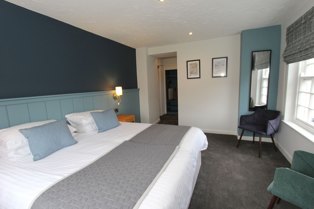 Double or Twin Room, Ensuite photo 2