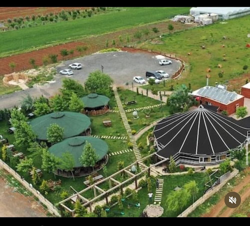 Deluxe Tent
