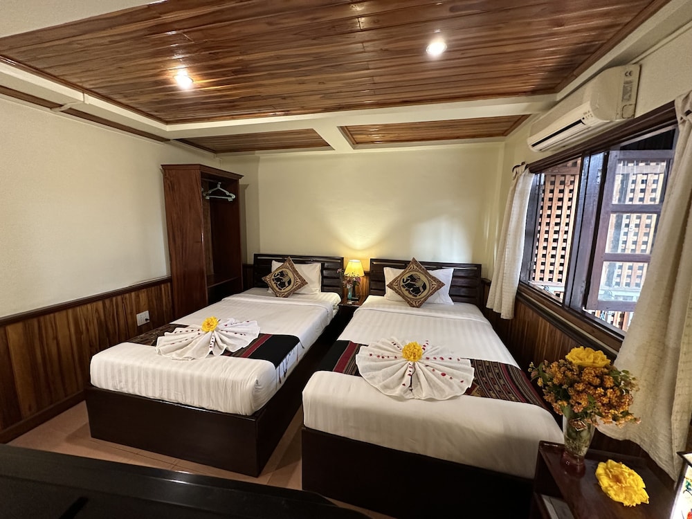 Deluxe Twin Room - Photo 11