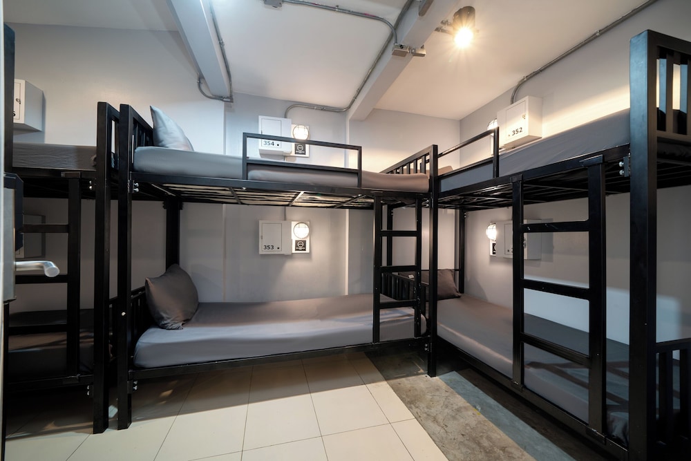 Bed in 8-Bed Dormitory No Curtains (340) photo 3