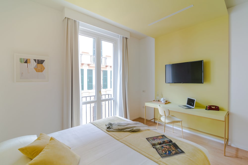 Classic Double or Twin Room photo 2