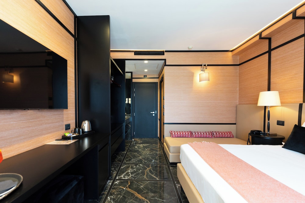 Executive Triple Room photo 2