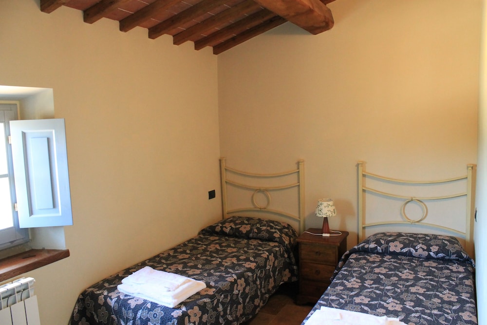 Family Apartment, 2 Bedrooms, Tower (Rosso) photo 3