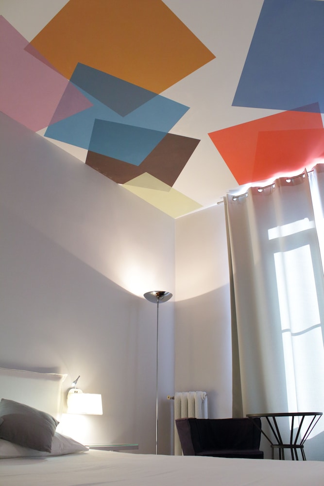 Double Room (Creation)