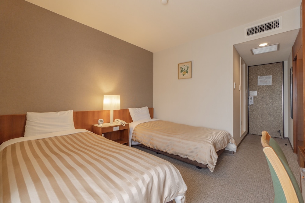 Twin Room, Non Smoking photo 3