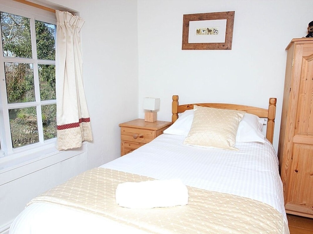 Cottage photo 1