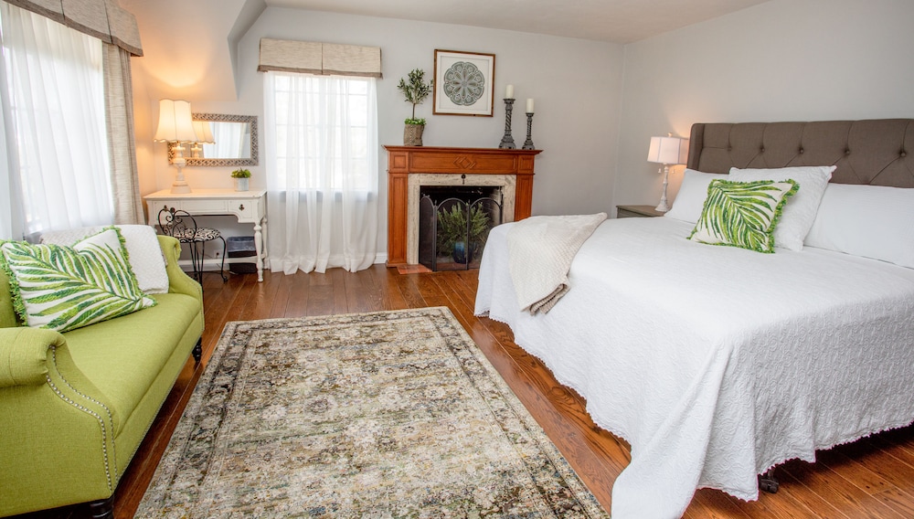 Chardonnay Room photo 1