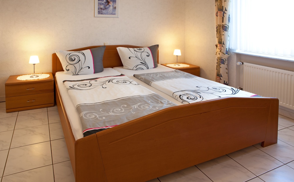Double Room 1 photo 1