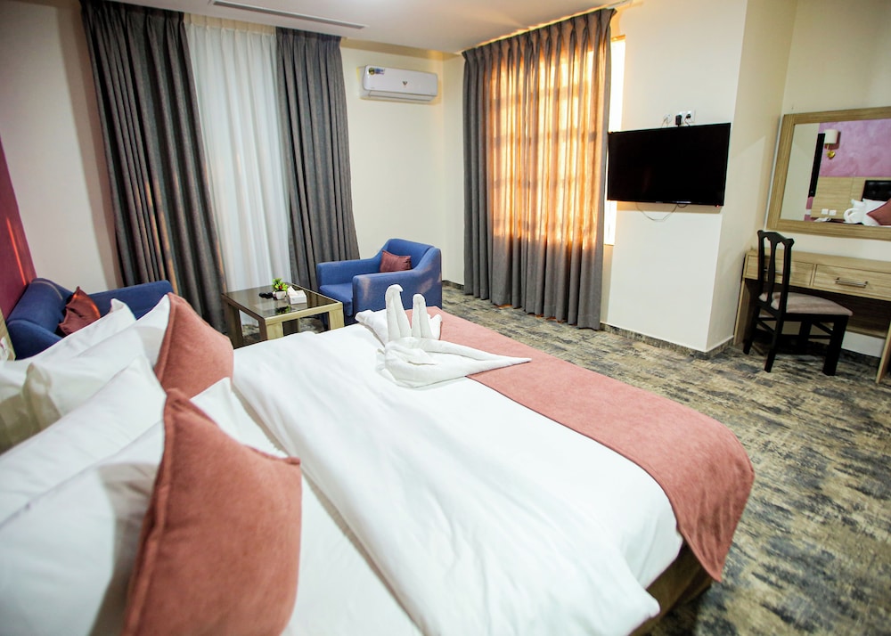 Deluxe Double Room, City View