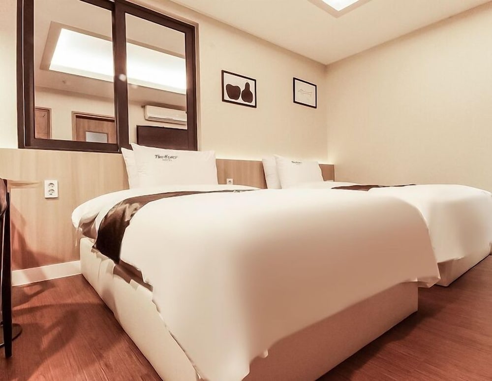 Standard Twin Room photo 3
