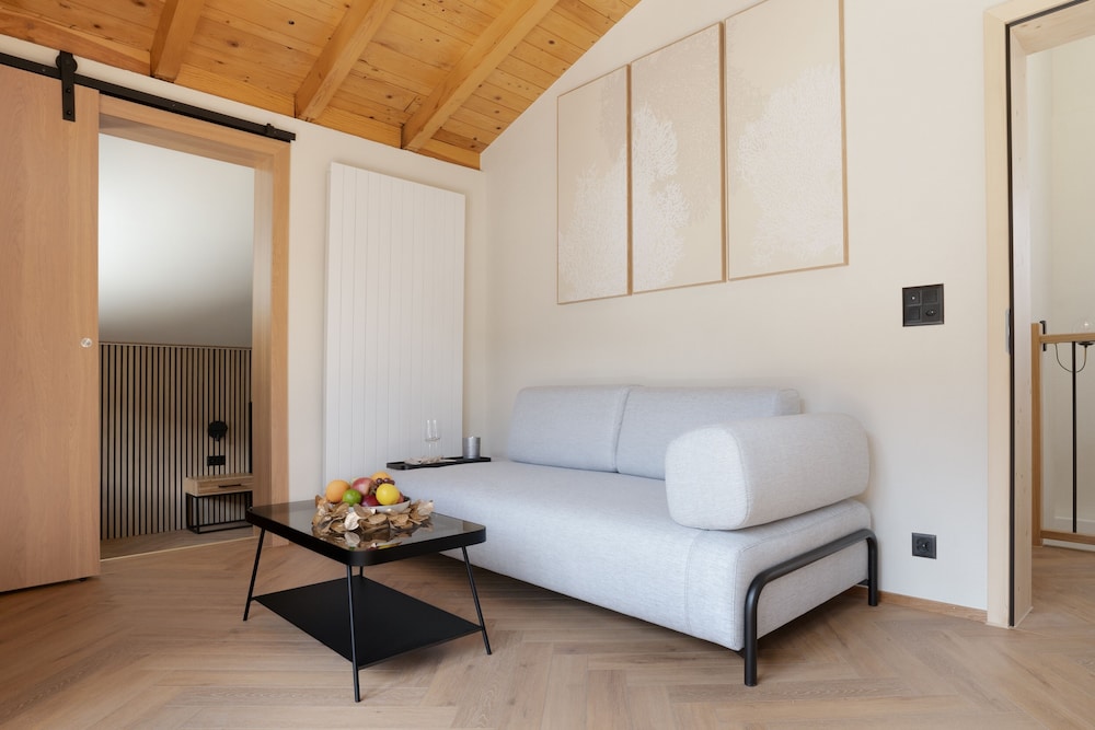 Central Serviced Apartment 2 (Engelbergerstrasse 53, Engelberg, 6390 Ch, 700m Away From Hotel) photo 3