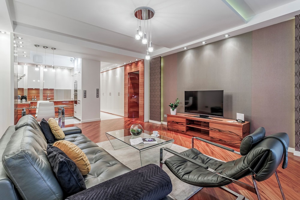 Premier Apartment