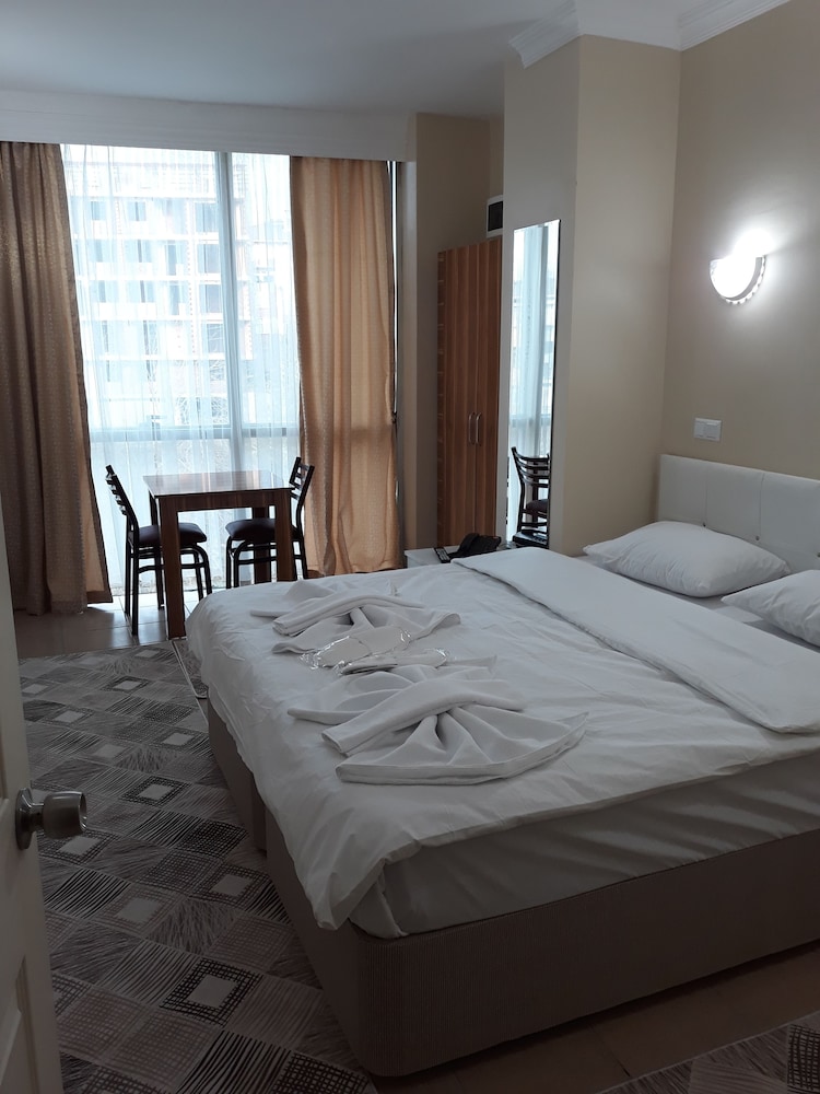 Standard Double or Twin Room, City View