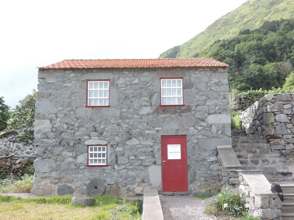 House, 1 Bedroom photo 2