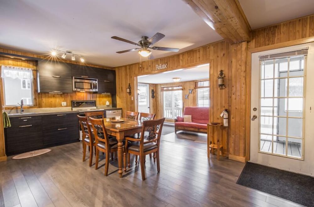 Deluxe Chalet, Ensuite, Lake View photo 1