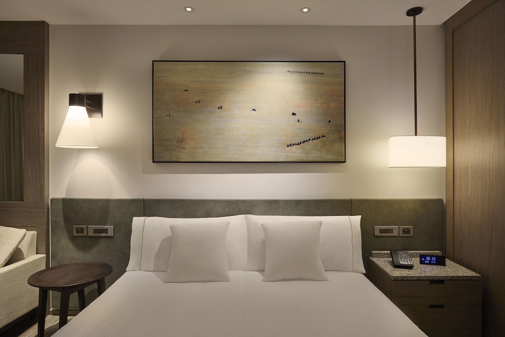 Club Room, 1 King Bed