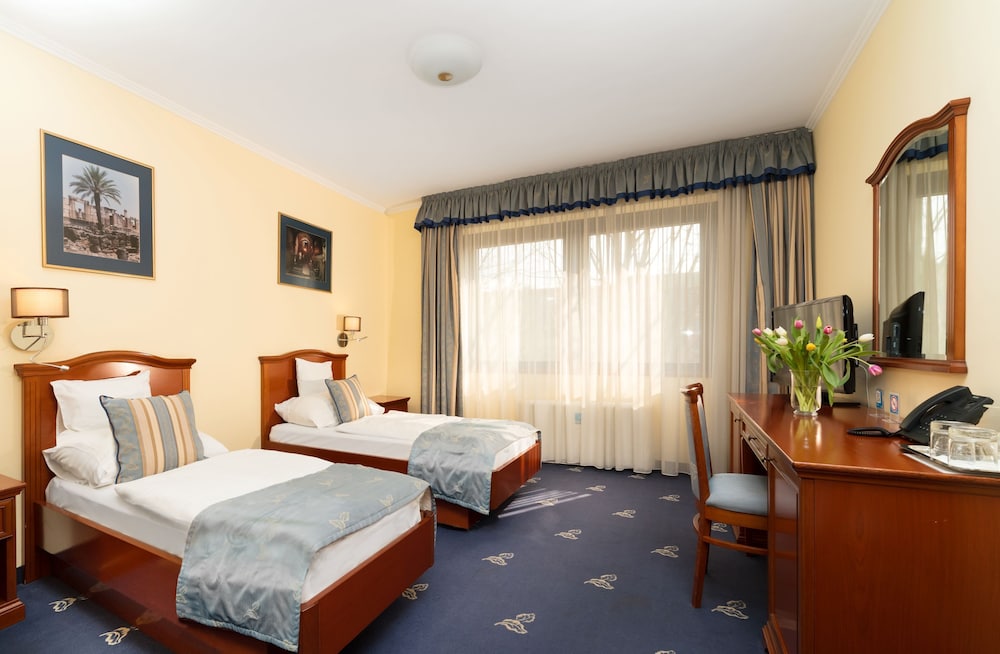 Superior Twin Room, 2 Twin Beds photo 1