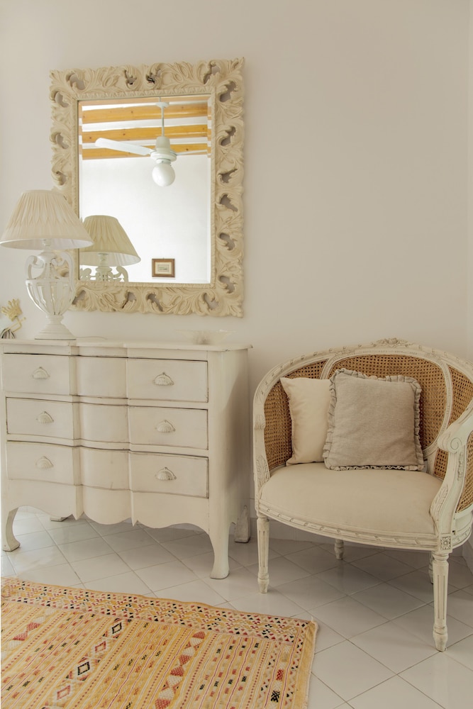 Triple Junior Suite, 1 Double and 1 Twin photo 3