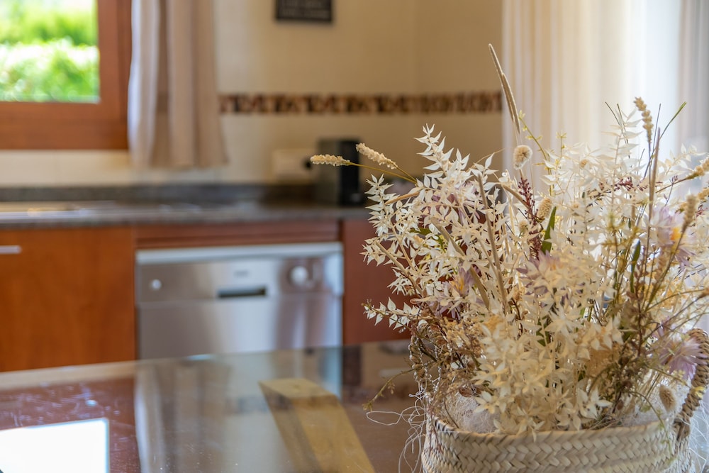Villa photo 3