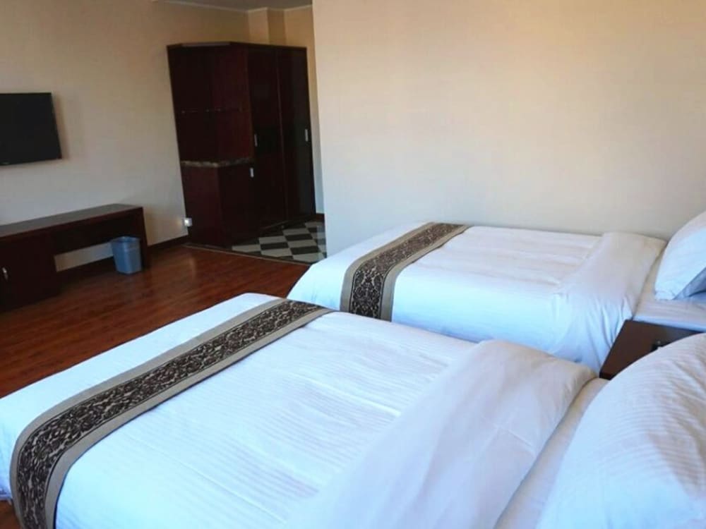 Standard Twin Room photo 2