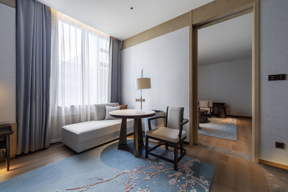 Superior Suite photo 3