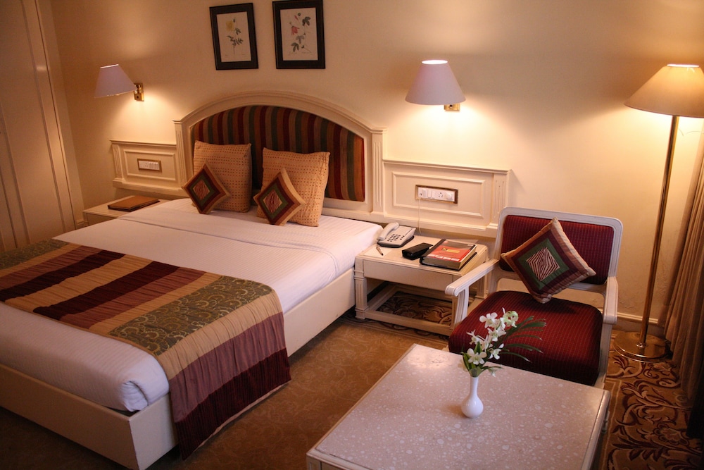 Executive Room - Photo 4