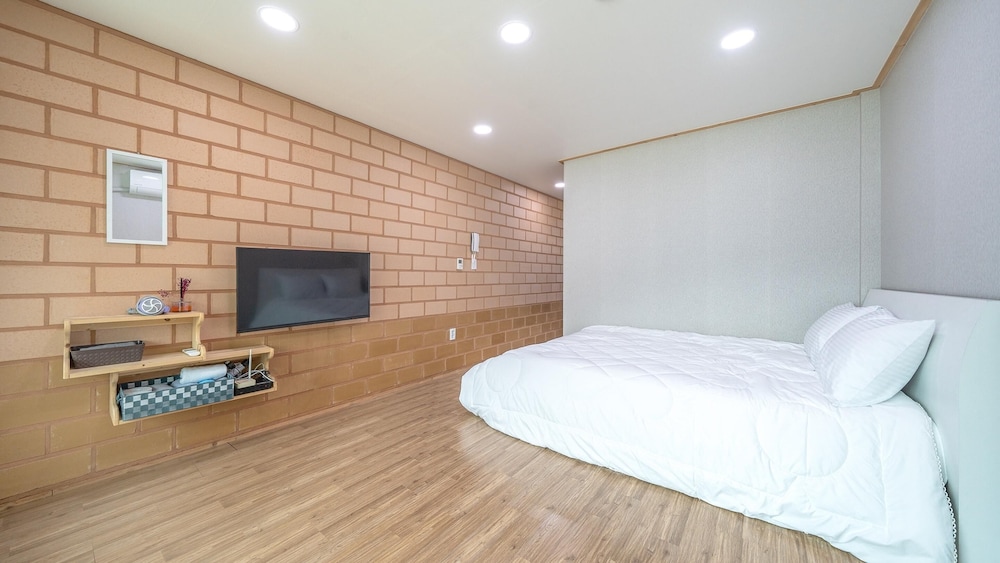 Basic Room, 1 Bedroom (room202) photo 3
