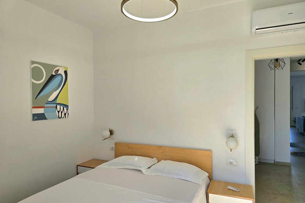 Family Penthouse, Multiple Bedrooms, 2 Bathrooms (Serenity Penthouse) photo 2