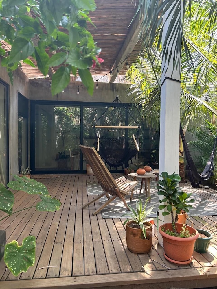 Deluxe Villa, Garden View photo 2