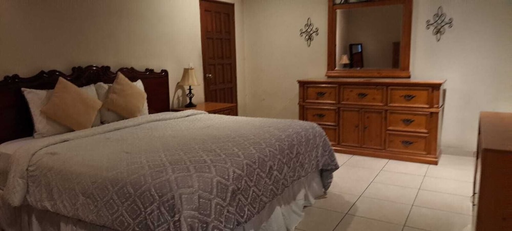 Deluxe Single Room photo 3