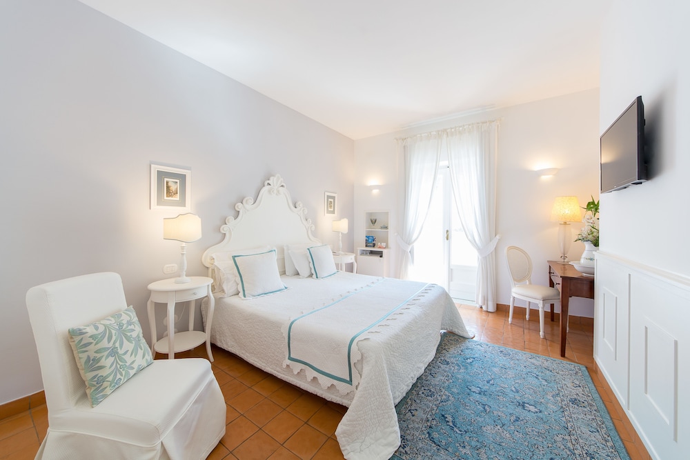 Superior Double Room - Photo 4