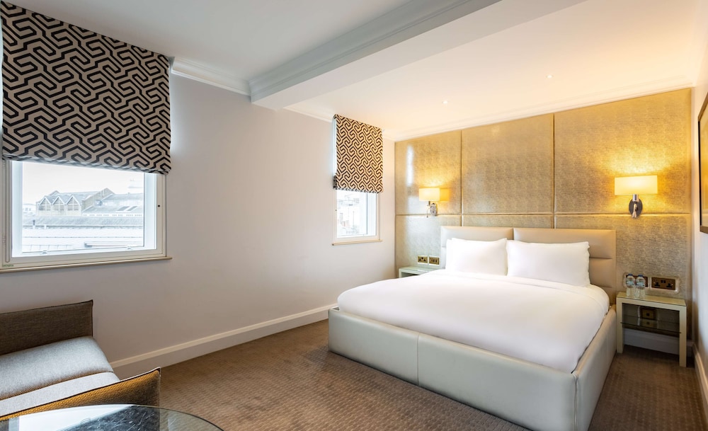 Deluxe Room (Premium)