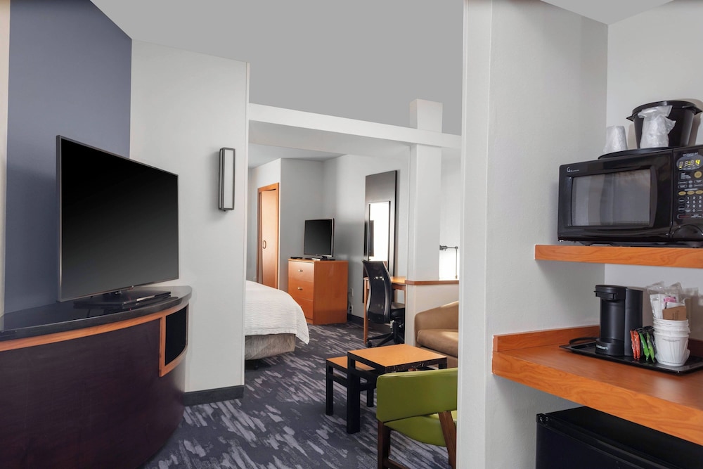 Studio, Multiple Beds (Mobility/Hearing Access, Transf Shwr) - Photo 3