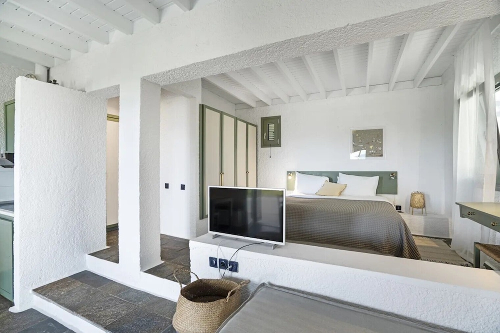 One Bedroom Bungalow Seafront photo 3