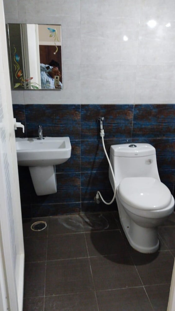 Standard Double Room - Photo 3