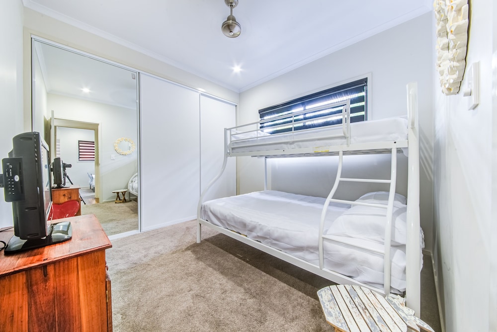 House, 2 Bedrooms, Sea View photo 3