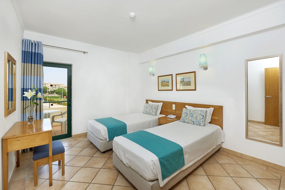 Standard Apartment, 1 Bedroom, Balcony photo 2