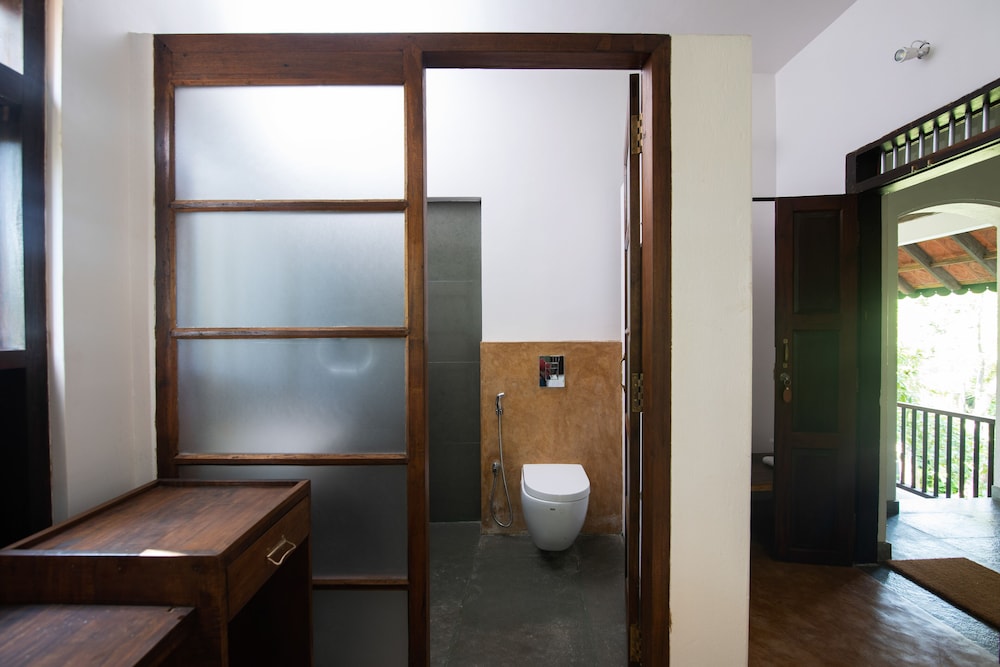Villa - Photo 3