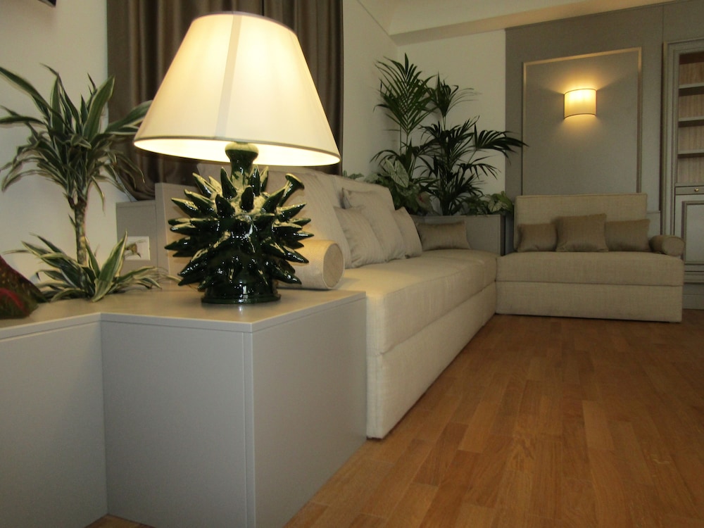 Suite, Terrace
