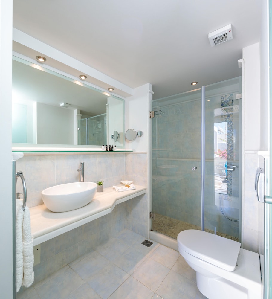 Triple Room - Photo 9